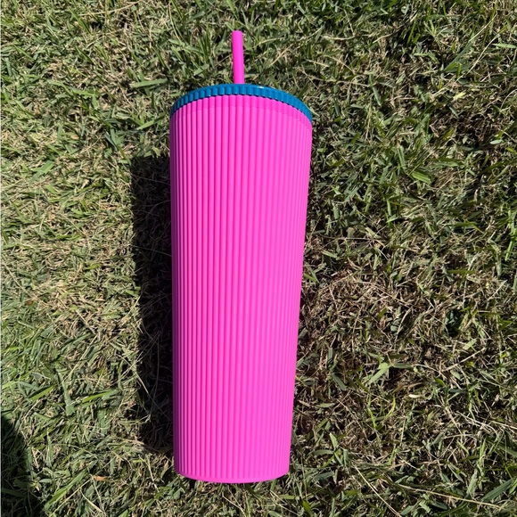 New With Tags Starbucks Fall 2025 Pink Pleated Floral Venti Tumbler Beautiful - Picture 5 of 5